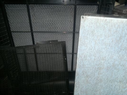 ขายเครื่องฟอกอากาศ Daikin ใช้ในบ้านพร้อม รีโมท