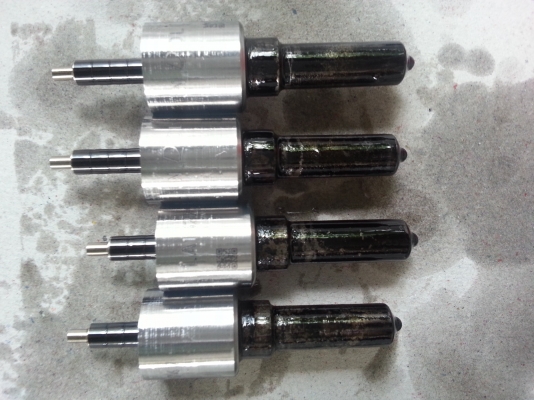 ขายหัวฉีด 8 รู d-maxเดนโซ่ เบอร์ 947D แกนดำคับ089-8374018