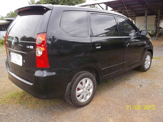 ขายอเวนซ่า   ปี 2010  เกียร์ ธรรมดา  1.5 J