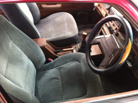 ขาย หน้าแหลม เครื่อง1gติดแก็สlpgลงเล่มแล้ว พวงมาลัยเพาเวอร์ สีสวย ภาษีเต็ม พร้อมโอน