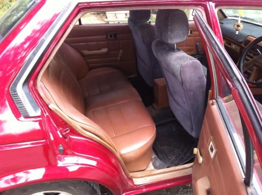 ขาย หน้าแหลม เครื่อง1gติดแก็สlpgลงเล่มแล้ว พวงมาลัยเพาเวอร์ สีสวย ภาษีเต็ม พร้อมโอน