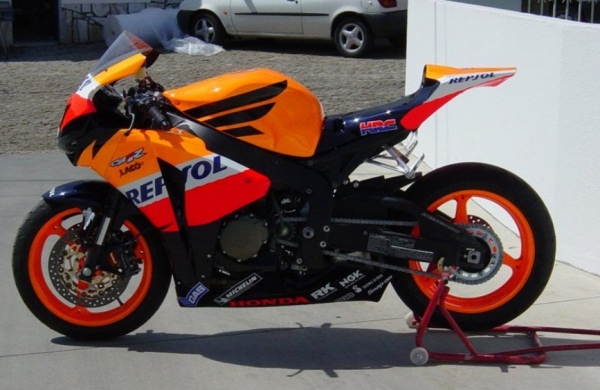 ขายแฟริ้งท้ายcbr1000 ราคาปกติ 2000 พิเศษ 1600 ขายแฟริ้งท้ายcbr1000 ราคาปกติ 2000 พิเศษ 1600