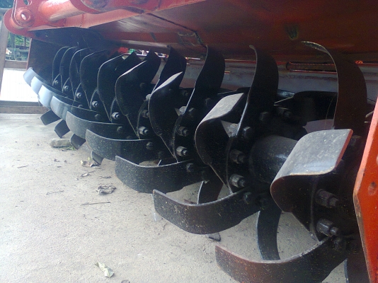 ขายโรตารีตราช้าง 1.80 พร้อมยอยปั้น สภาพพร้อมทำงาน เช็ดเรียบร้อยแล้ว