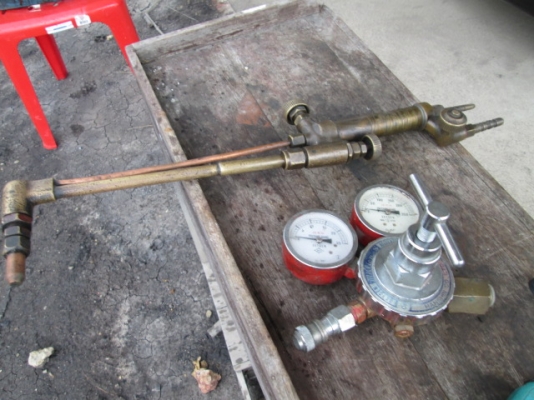 หัวเชื่อมแก๊ส พร้อมวาล์วแบบ2ทาง หัวเชื่อมแก๊ส พร้อมวาล์วแบบ2ทาง