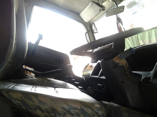 TOYOTA  BU 101 ดั๊ม ปี 40 เครื่อง 14B รถห้างแท้