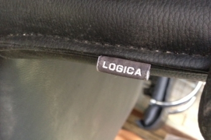 เก้าอี้หนังแท้สภาพสวยๆครับเป็นของผุบริหารครับเบิกใหม่ 8  พันกว่าครับรุ่นนี้  ขายตัวละ 3500  ครับสวยๆครับ