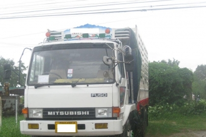 ขายรถล่องเพลาเดียวไม่ดัมพ์ FN527 สภาพสวย โทร 088-4501277