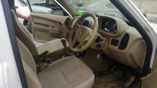 ขายด่วนๆ รถกระบะ TATA แค๊ป ปี 2010  พร้อมหลังคาแครี่บอย ถังแก๊สจากโรงงาน 3 ถัง