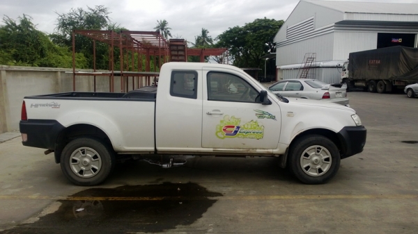 ขายด่วนๆ รถกระบะ TATA แค๊ป ปี 2010  พร้อม ถังแก๊สจากโรงงาน 3 ถัง