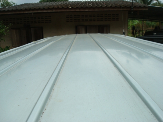 ขายด่วนรถตู้บ้านแท้ๆ ไม่ค่อยได้ใช้เจ้าของขายเอง toyota ปี 2000 สภาพเดิมๆบางๆทั้งสีและสติ๊กเกอร์แท้ทั้งคันพร้อมเครื่องเสียง แม็ก 15&quot; แอร์เย็นฉ่ำเบาะ VIP.10ที่นั่ง