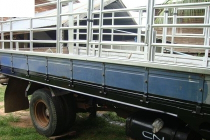 ขาย NPR 115 กระบะคาร์โก้ยาว 4.3 m คอกแป๊บ พร้อมใช้ 088-4501277
