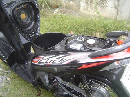 Honda Click เครื่องเดิมๆ ขับดี สีแดงดำ Honda Click เครื่องเดิมๆ ขับดี สีแดงดำ