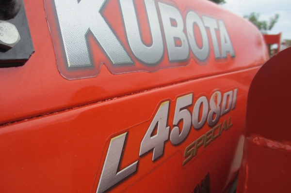 ขายรถแทรคเตอร์ รุ่น L4508DI-SP มือสองพร้อมใบมีดดันดิน