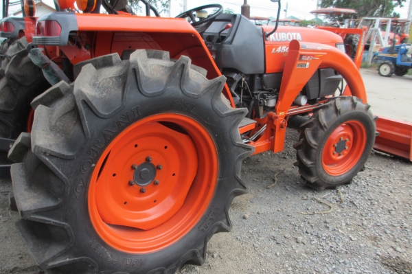 ขายรถแทรคเตอร์ รุ่น L4508DI-SP มือสองพร้อมใบมีดดันดิน