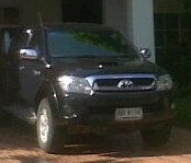 Toyota vigo 4ประตู Perranner 2.5 E ปี 2011