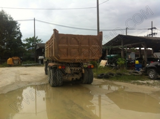 รถบรรทุก 10 ล้อ ยี่ห้อ ISUZU  240 แรงม้า