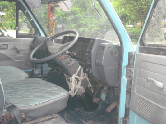 ขายด่วน ISUZU NKR 110 แรงม้าสภาพพร้อมใช้งาน