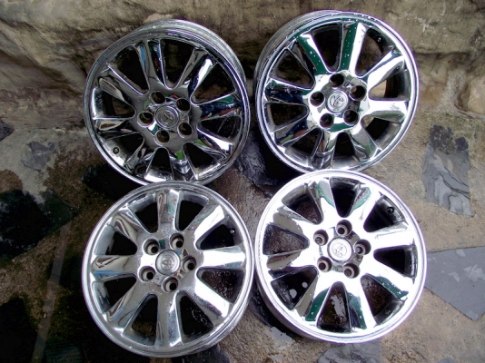 ขายล้อขอบ 16 สักชุดครับ