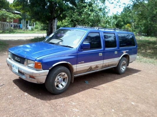 อยากขายรถแวน ISUZU TFR เครื่องดี แอร์เย็น วิ่งสบาย ช่วงล่างแน่น ลดเหลือ 125,000