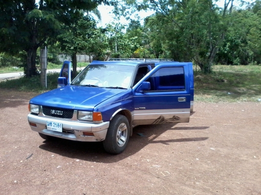 อยากขายรถแวน ISUZU TFR เครื่องดี แอร์เย็น วิ่งสบาย ช่วงล่างแน่น ลดเหลือ 125,000
