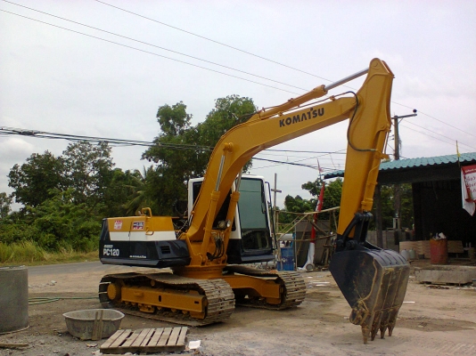ขาย แม๊คโค KOMATSU  PC120 รุ่น 5   4 สูบเทอร์โบ ไฟฟ้าครบ
