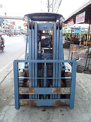 ขายรถยกโคมัสสึ 2 ตัน เครื่องดีเซลอีซูซุ เกียร์ออโต้ เสาต่ำ กระบอกคู่ เสาสูง 3.6 เมตร พวงมาลัยเพาเว่อร์ สีเดิมจากนอก นำเข้าจากญี่ปุ่น ใช้งานได้ทันที ขายรถยกโคมัสสึ 2 ตัน เครื่องดีเซลอีซูซุ เกียร์ออโต้ เสาต่ำ กระบอกคู่ เสาสูง 3.6 เมตร พวงมาลัยเพาเว่อร์ สีเดิมจากนอก นำเข้าจากญี่ปุ่น ใช้งานได้ทันที