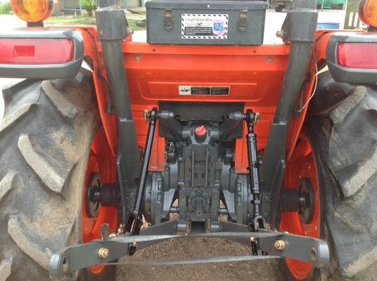 ปัญญาแทรคเตอร์มาแล้ว...จัดมา นางฟ้า คูโบต้า L3608  ใบมีดคานล่าง จัดส่ง นครสวรรค์คับ