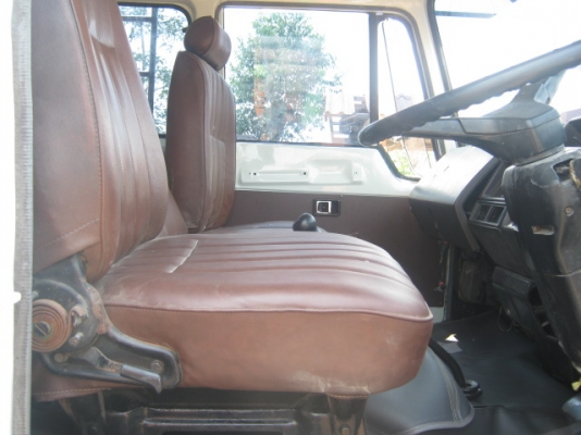 Hino GD (ยาง900เบรคทิปฟี่) ติดต่อคุณเฉลิม0836272571กำแพงเพชร