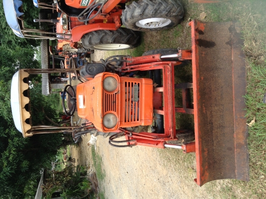ขายด่วนครับ Kubota L1801 ใบดันหน้าครับ รถสวยมาก