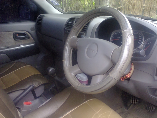 -ขายอิซูสุดีแม็ก Hilander ปี06รถบ้าน สวย เดิมครับ ราคาตัวเตี้ย -ขายอิซูสุดีแม็ก Hilander ปี06รถบ้าน สวย เดิมครับ ราคาตัวเตี้ย