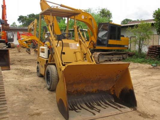 Komatsu SG10C-3 เก่านอกพร้อมใช้ สวยสภาพเดิม Komatsu SG10C-3 เก่านอกพร้อมใช้ สวยสภาพเดิม