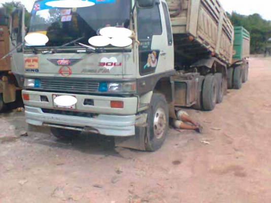 Hino FM2K ปี 41 วางเครื่อง P11 ลงเล่มแล้ว ลูกปี 51 สามคานยั้ด แม่เรเดียร 10 เส้น รายละเอียดอื่นๆ ตามภาพ Hino FM2K ปี 41 วางเครื่อง P11 ลงเล่มแล้ว ลูกปี 51 สามคานยั้ด แม่เรเดียร 10 เส้น รายละเอียดอื่นๆ ตามภาพ