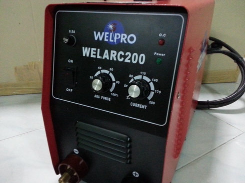 เครื่องเชื่อมอินเวอร์เตอร์ยี่ห้อ welpro ขนาด200A สภาพดีมากๆครับ