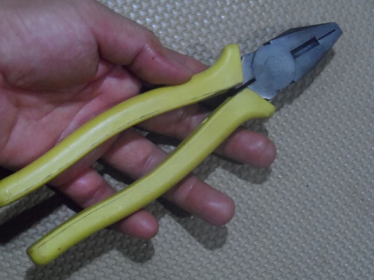 คีมจับ คีมตัด