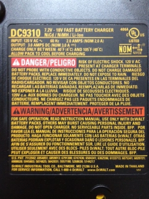 แท่นชาร์จ DeWALT DC9310 7.2V-18V Lithium Ion Charger 120V Made in Thailand
