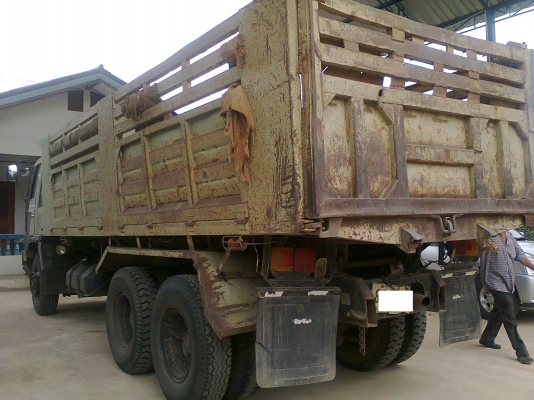 HINO 3 M 240 แรงม้า 2 เพลาดัมพ์ กระบะสหมิตร