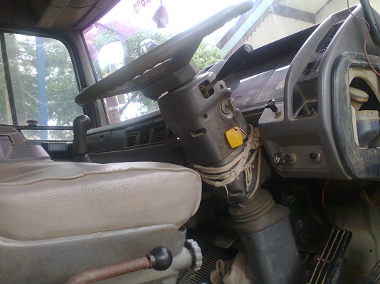 HINO 3 M 240 แรงม้า 2 เพลาดัมพ์ กระบะสหมิตร