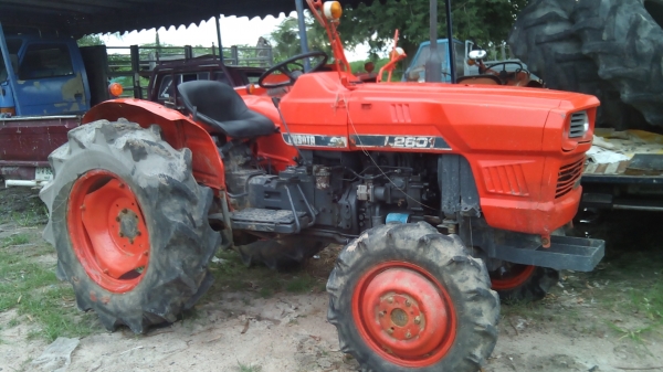 ขาย KUBOTA L2601DT 4WD พร้อมลุยงานเลย