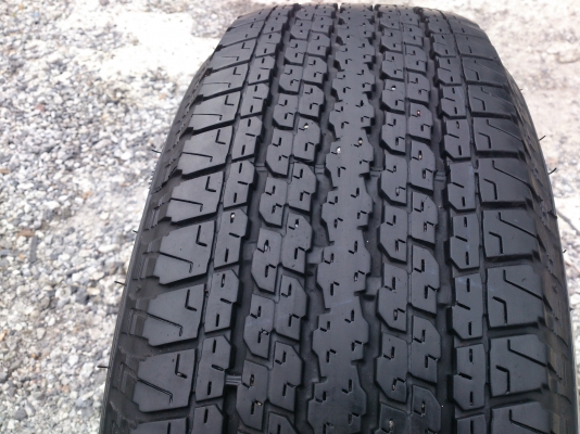 ขายแม็กALL NEW ISUZU D-MAX  6รูขอบ16 พร้อมยางบริสโตร์ 245/70R16 ปี13 ดอกยางสวยๆเท่ากัน 4 เส้น