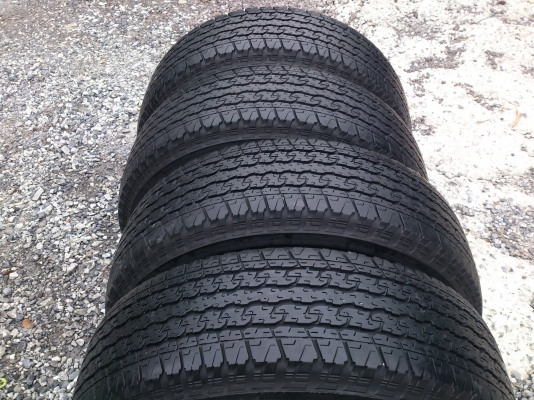 ขายแม็กALL NEW ISUZU D-MAX  6รูขอบ16 พร้อมยางบริสโตร์ 245/70R16 ปี13 ดอกยางสวยๆเท่ากัน 4 เส้น