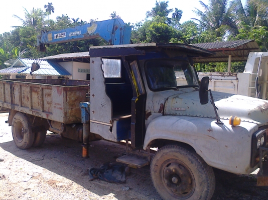 6ล้อหน้ายาว145แรงติดเครน3.5ตัน 5ปลอก รถเดิมๆ เครื่่ิองเดิมแน่น เกียร์เดิมดีทุกเกียร์ คัสซีสวย