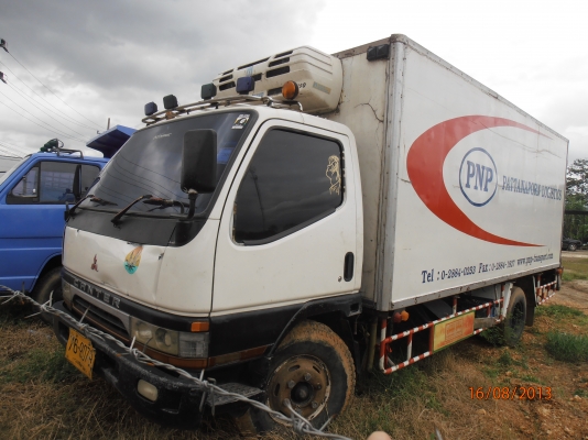 6ล้อมิตซูตู้เย็นยาว5ม.**รถห้าง**