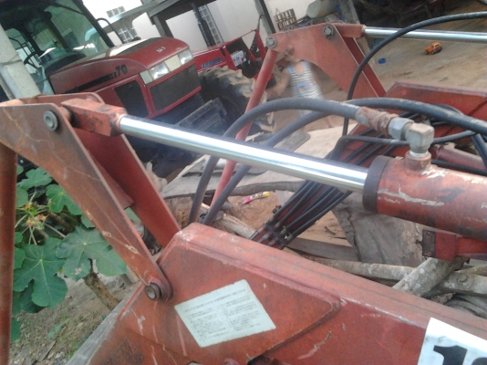 ขายด่วนชุดตัก (เดิมติดตั้งรถไถ YANMAR FX42 D )ไม่มีบุ้งกี๋