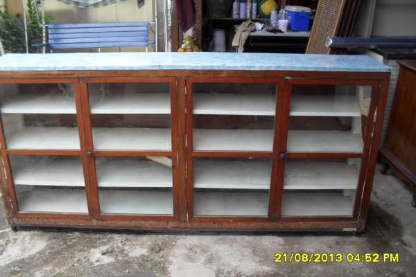 ขายตู้โชว์ไม้สักโบราณ