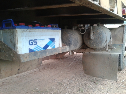 ขาย10ล้อ2เพลาขึ้น200ได้