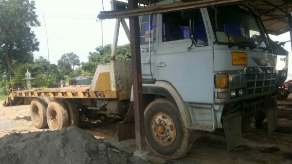 ขาย10ล้อ2เพลาขึ้น200ได้