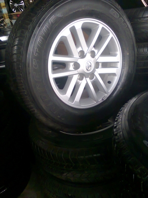 ล้อ champ ป้ายแดงขอบ17ชุดละ30500