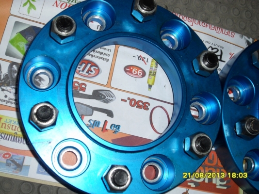 ขออนุญาติขายครับ  อแดปเตอร์ 6รู ออก 6รู สภาพใหม่มาก