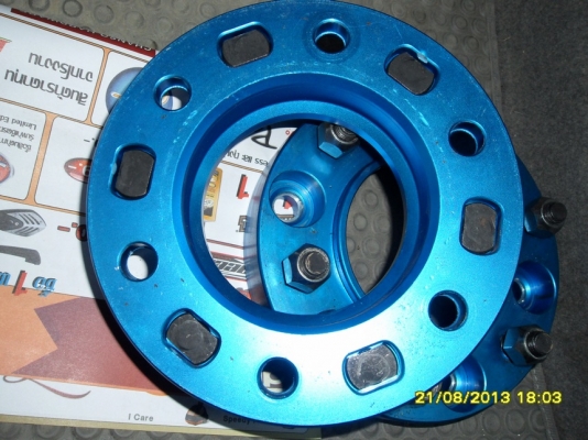 ขออนุญาติขายครับ  อแดปเตอร์ 6รู ออก 6รู สภาพใหม่มาก