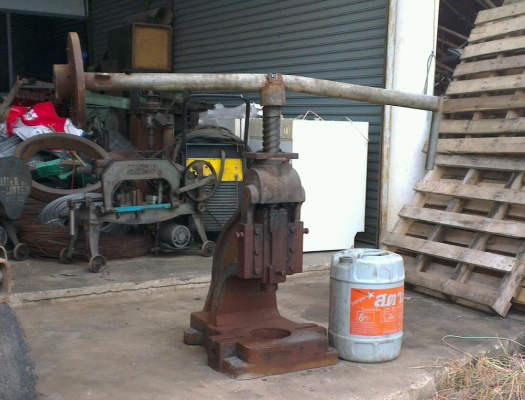 Sell> ปั้มเขาควาย/ปั้มคอม้า เบอร์ใหญ่ครับ เกลียว 2.5" นิ้ว ราคาย่อมเยาว์ กำแพงแสน นครปฐมครับ